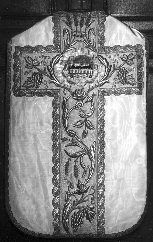 chasuble / Kerk Onze-Lieve-Vrouw[Scherpenheuvel]