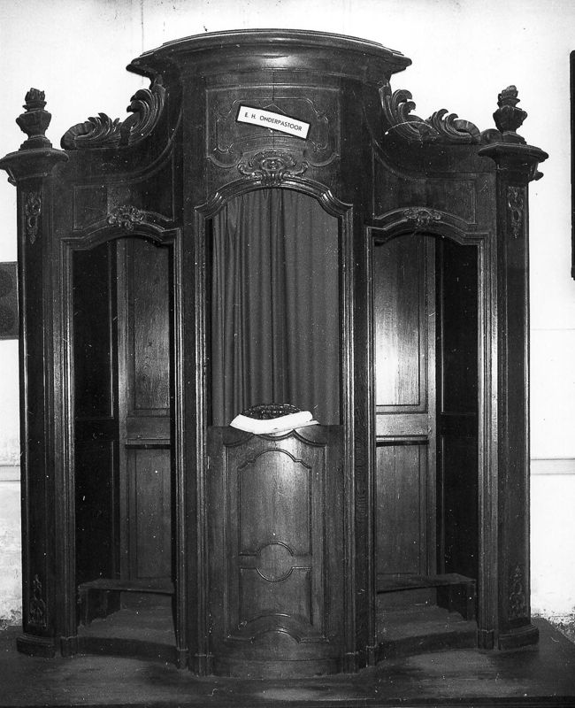 confessionnal / Kerk Sint-Eustachius[Zichem]