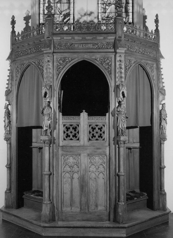 confessionnal / Eglise Notre-Dame des VII Douleurs[Vilette]