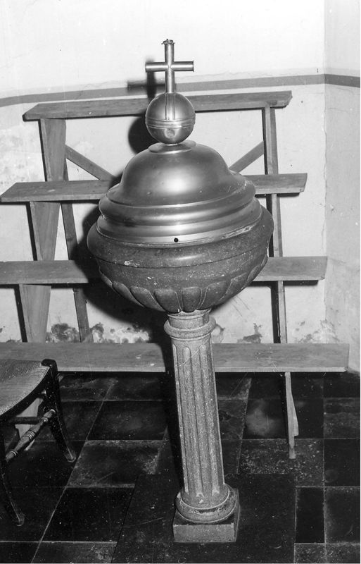 fonts baptismaux / Kerk O.L.Vrouw[Sint-Martens-Latem]