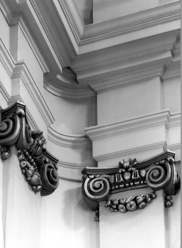 chapiteau à volutes / Kerk Sint-Christoffel[Evergem]