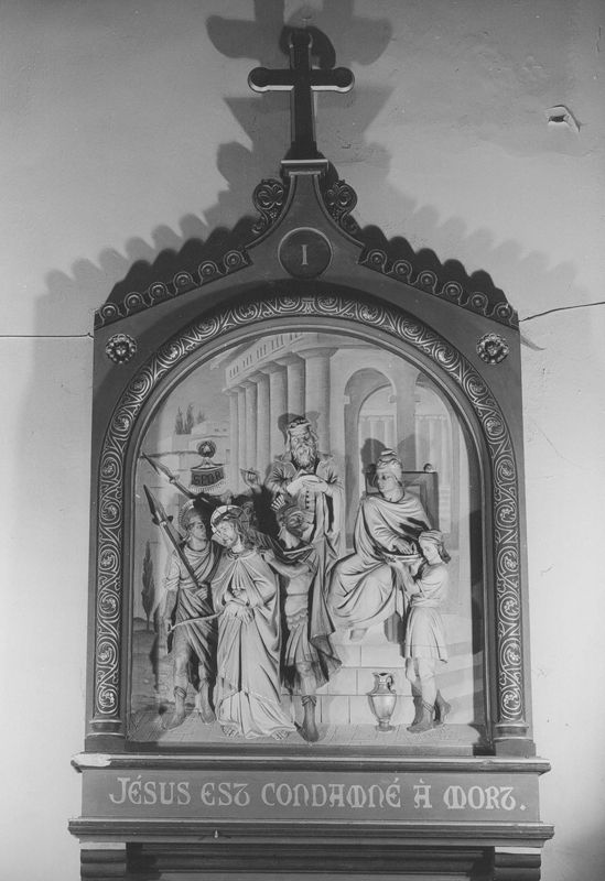chemin de croix / Eglise Saint-Jacques[Harzé]
