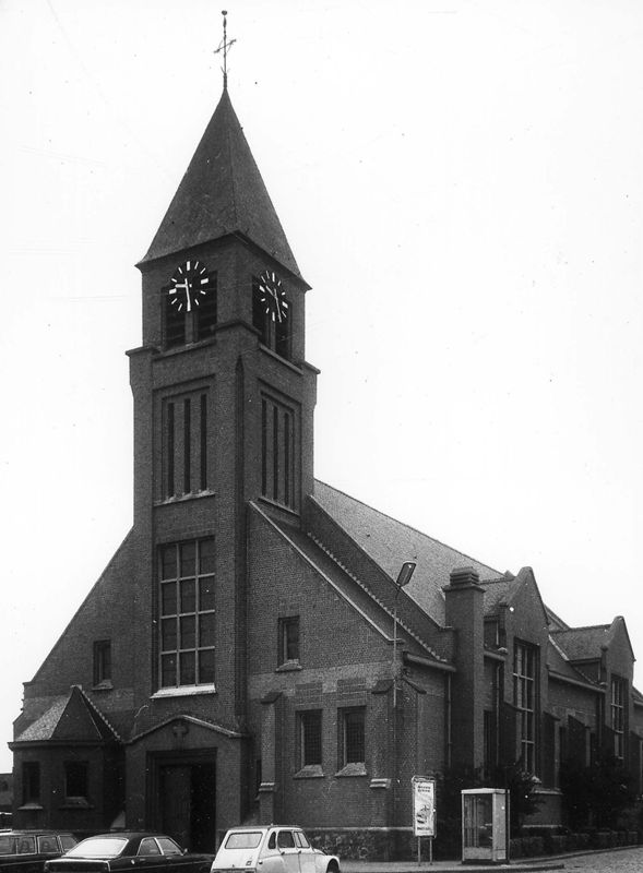 église paroissiale / Kerk Sint-Theresia van het Kind Jezus[Overbeke(Wetteren)]