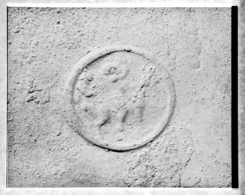 sarcophage de la nécropole romaine de la rue Perdue