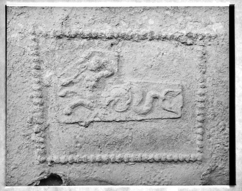 sarcophage de la nécropole romaine de la rue Perdue