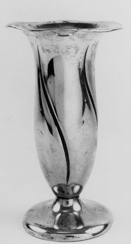 vase à fleurs / Design museum