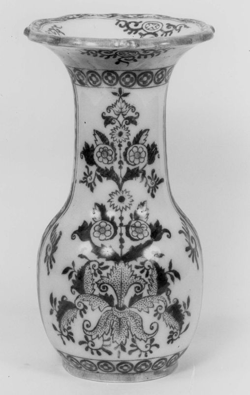 vase décoratif / Bisschoppelijk Seminarie[Gent]