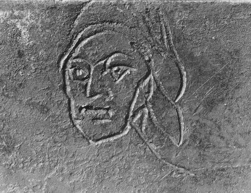 Reliquaire de saint Gondulphe en forme de pignon de châsse