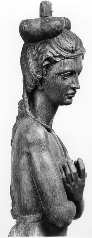 Caryatide des stalles du choeur des dames