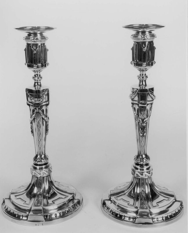 chandelier de table / Provinciaal Museum voor Kunstambachten Sterckshof