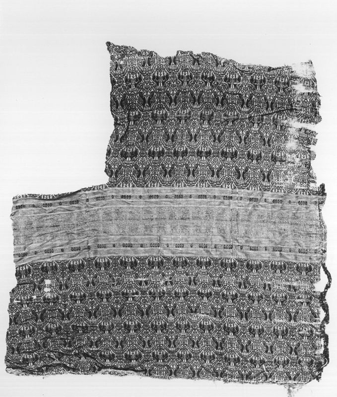 textile[fragment] / Trésor de la Cathédrale Saint-Paul