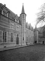 N011489