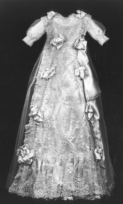 robe / Musée BELvue