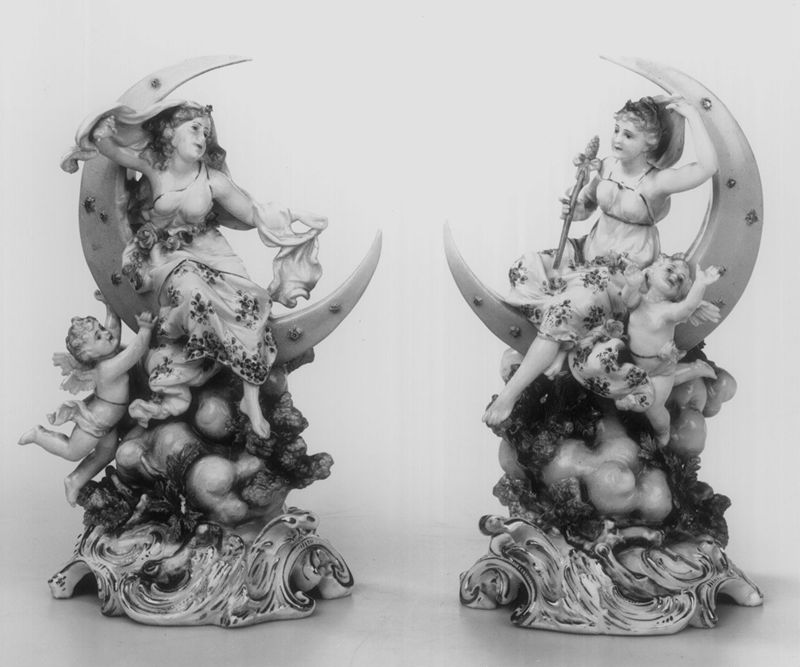 groupe de statues / Musées Royaux d'Art et d'Histoire
