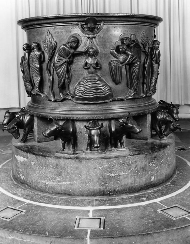 Fonts baptismaux de Notre-Dame