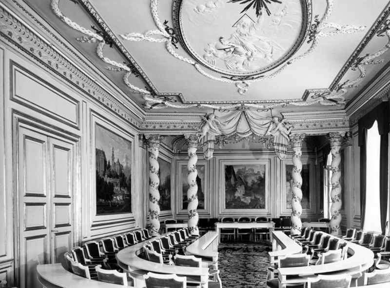 palais du gouverneur / Palais provincial