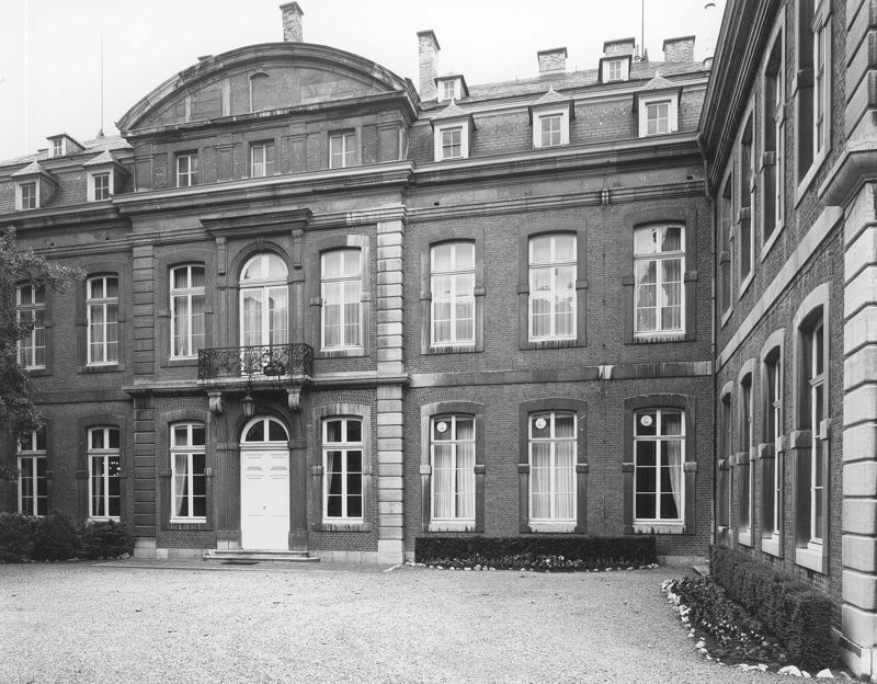 palais du gouverneur / Palais provincial