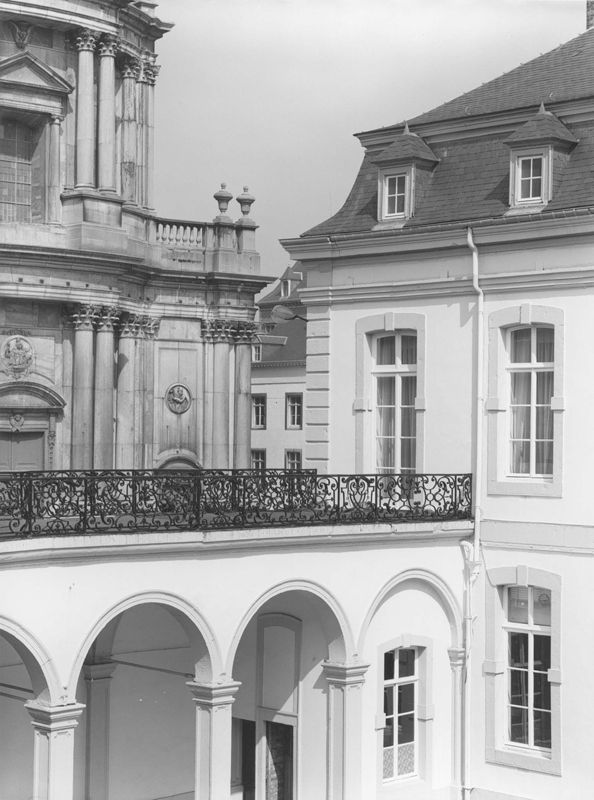 palais du gouverneur / Palais provincial