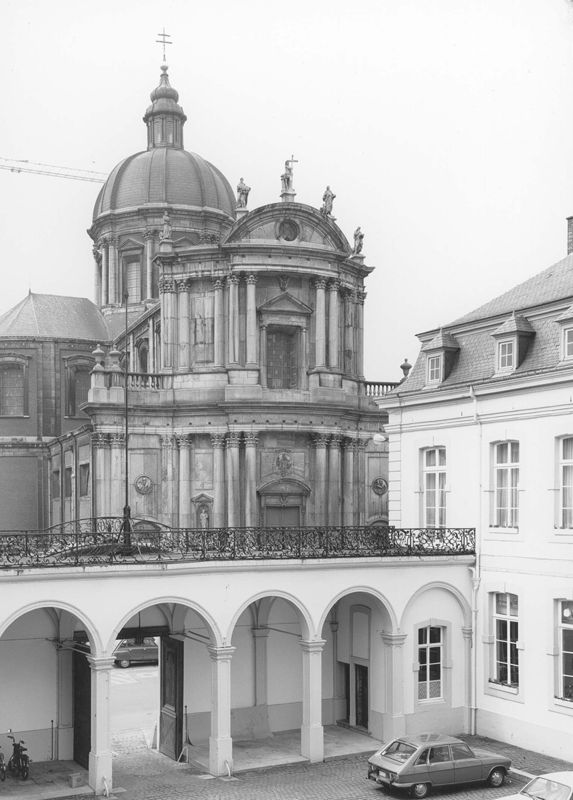 palais du gouverneur / Palais provincial