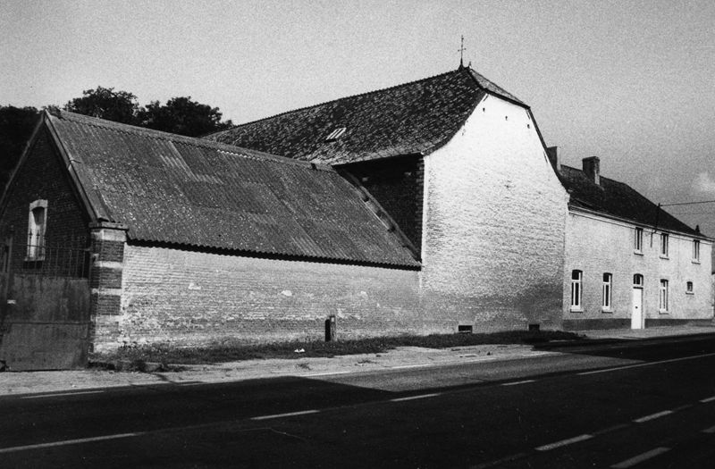 ferme en carré / Construction[Zétrud-Lumay]