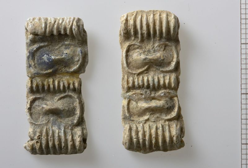 perle[parure] / Musée du Verre[Charleroi]
