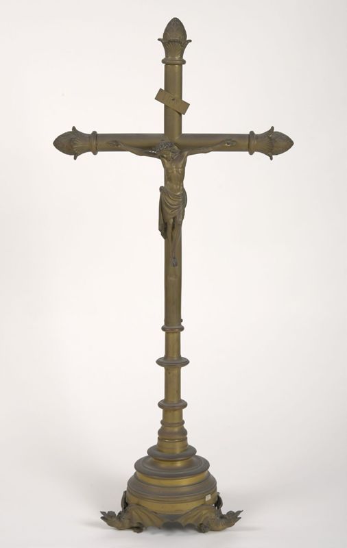 crucifix[f] / Kathedraal Onze-Lieve-Vrouw ten Hemel opgenomen