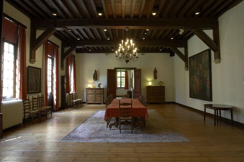 Voormalige ontvangstkamer van de Gasthuiszusters (nu Zr. Agnes Volkericxzaal)