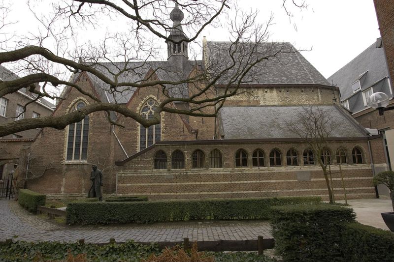 O.-L.-Vrouwekapel van het St.-Elisabethgasthuis (nu Elzenveld)