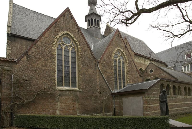 O.-L.-Vrouwekapel van het St.-Elisabethgasthuis (nu Elzenveld)