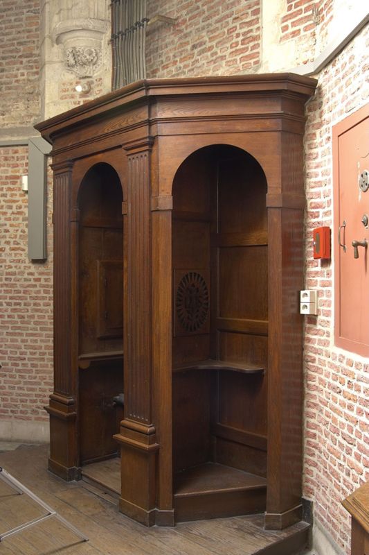 confessionnal / Cultureel Congrescentrum Elzenveld