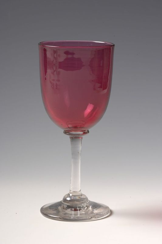 Verre rouge