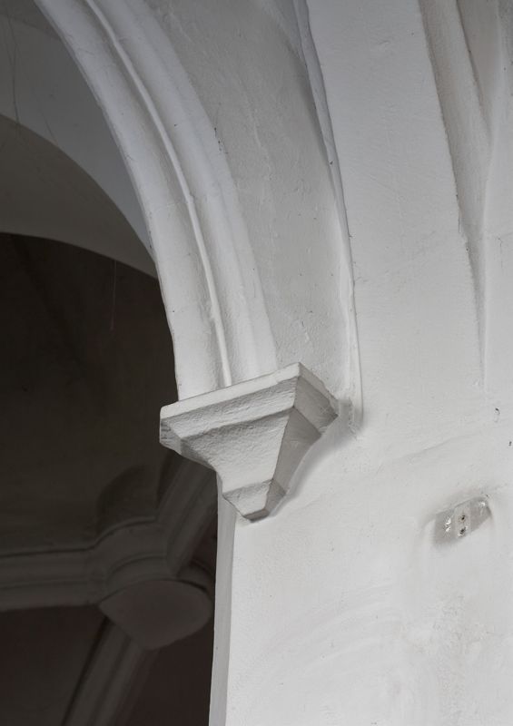 corbeau[support] / Kerk Sint-Martinus[Wezemaal]