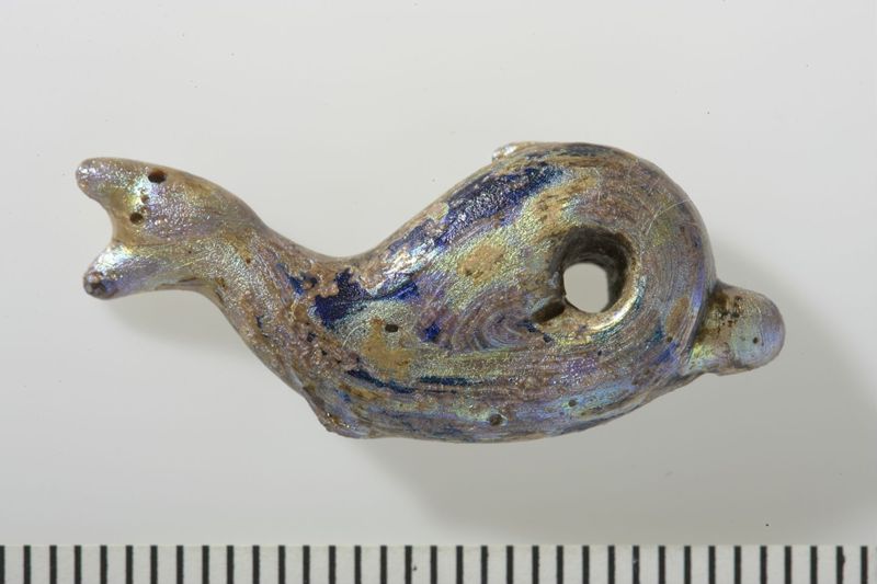 Pendeloque delphiniforme