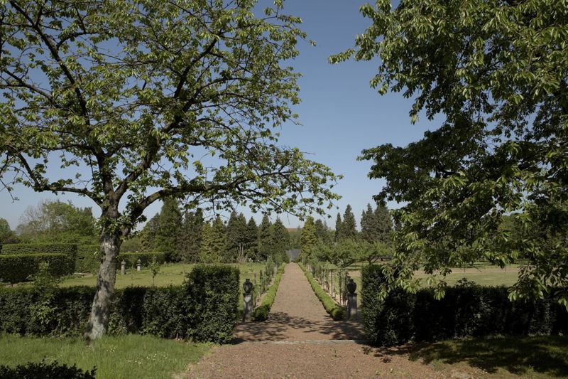 château fort / Château fort et musée d'art[Fondation van der Burch]