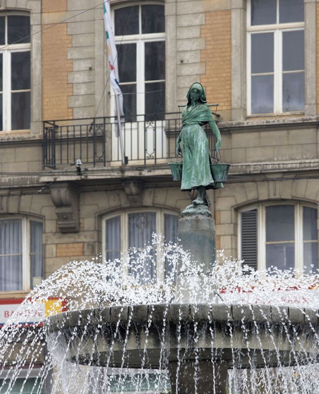 La porteuse d'eau