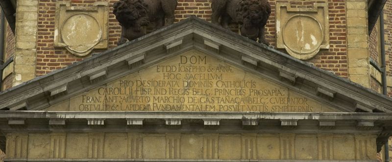 fronton[façade] / Eglise Saint-Joseph[Waterloo]