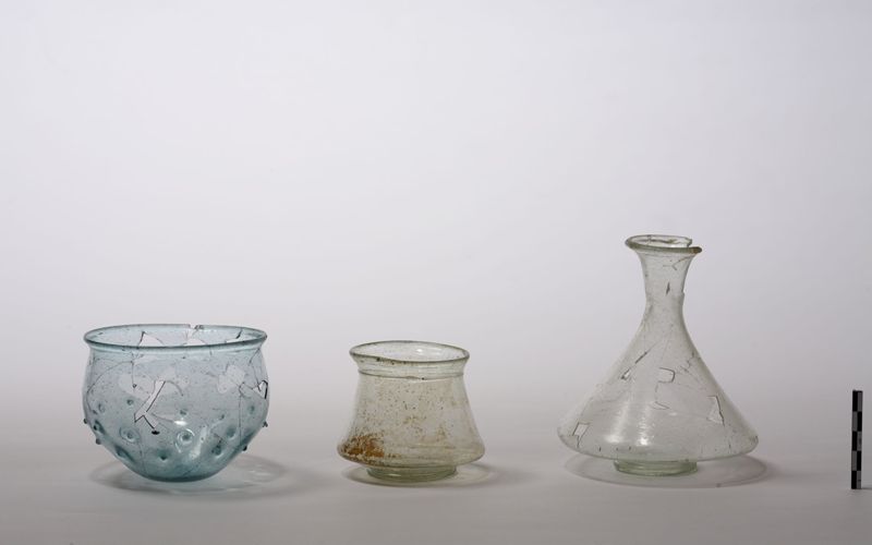 Flacon conique transparent
