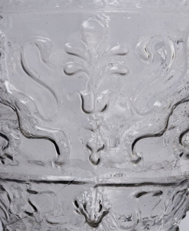 Verre à jambe vénitien aux Armes de la ville d'Anvers et du marquisat d'Anvers