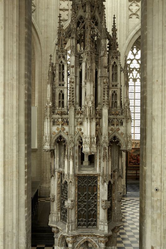 tour du Saint-Sacrement / Kerk Sint-Pieter[Leuven]