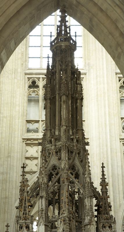 tour du Saint-Sacrement / Kerk Sint-Pieter[Leuven]
