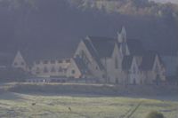 X032563