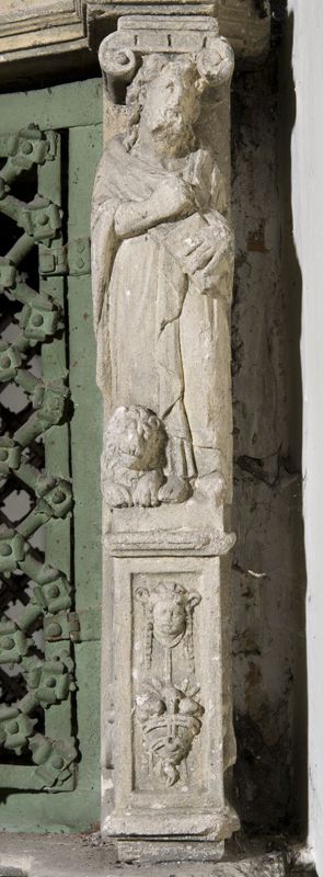 tour du Saint-Sacrement / Eglise Saint-Sébastien[Loyers]
