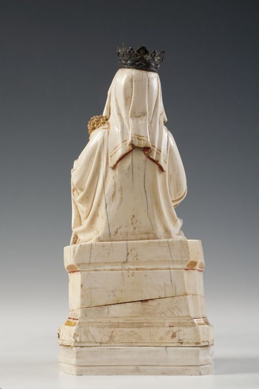 Vierge à l'Enfant