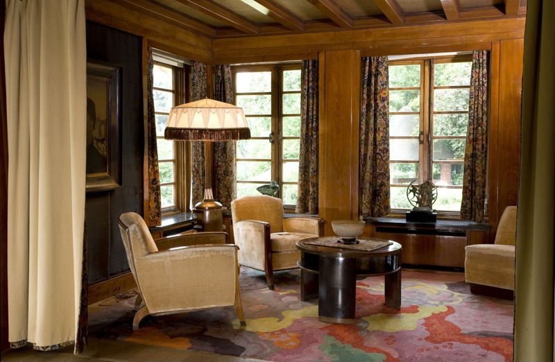 Petit salon noir ou "loggia"