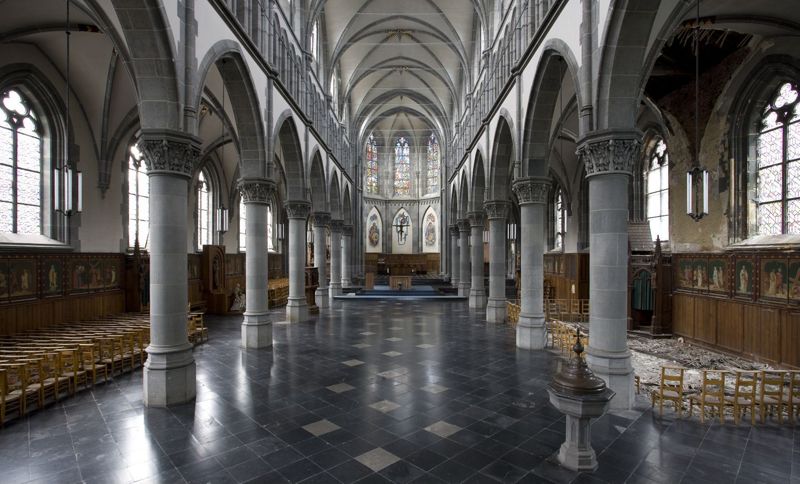 église paroissiale / Eglise Saint-Basile[Couillet]