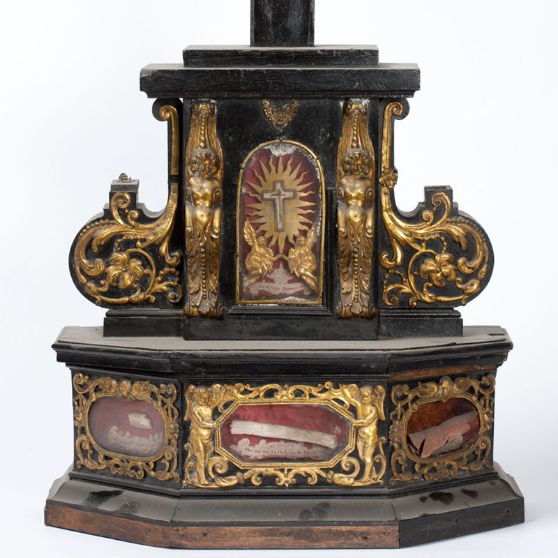 Reliquaire de la Sainte-Croix, des onze mille vierges et de saint Maximin