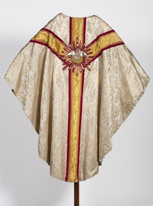 chasuble / Kerk O.L.Vrouw Middelares en Sint-Lodewijk[Berchem(Antwerpen)]