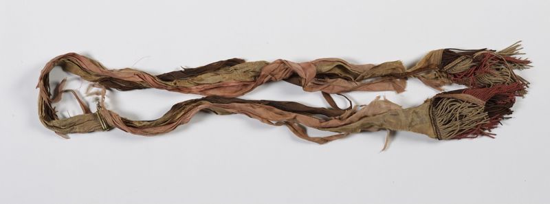 Drapeau belge double face offert par le Congrès national en 1832 aux cent villes qui ont collaboré à la révolution de 1830