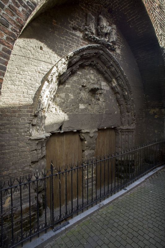 porche / Kerk Sint-Niklaas[Veurne]