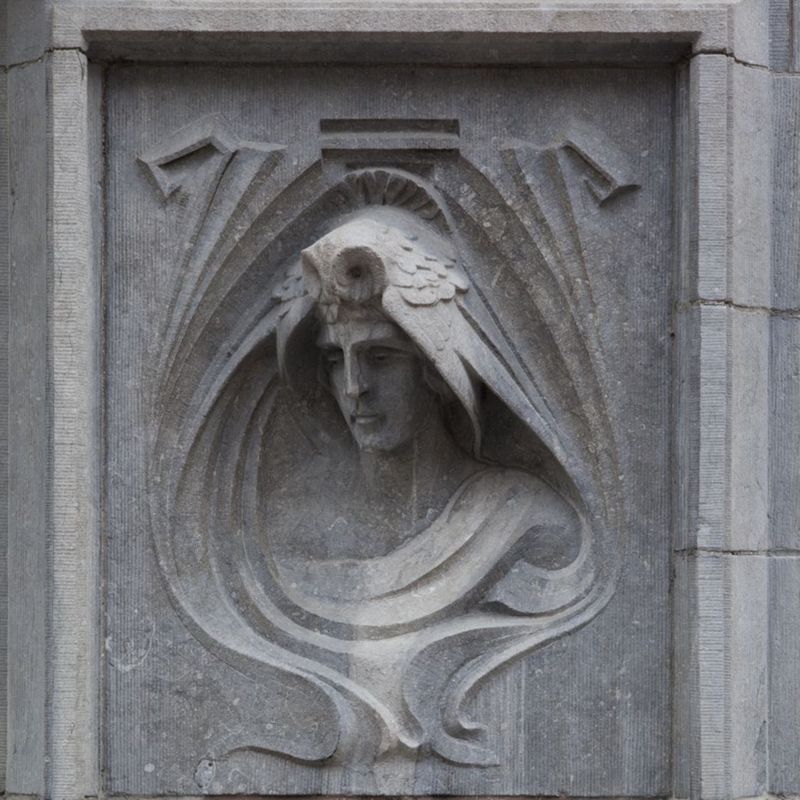 bas-relief[sculpture] / Maison Piot, Liège, rue de Sélys 17
